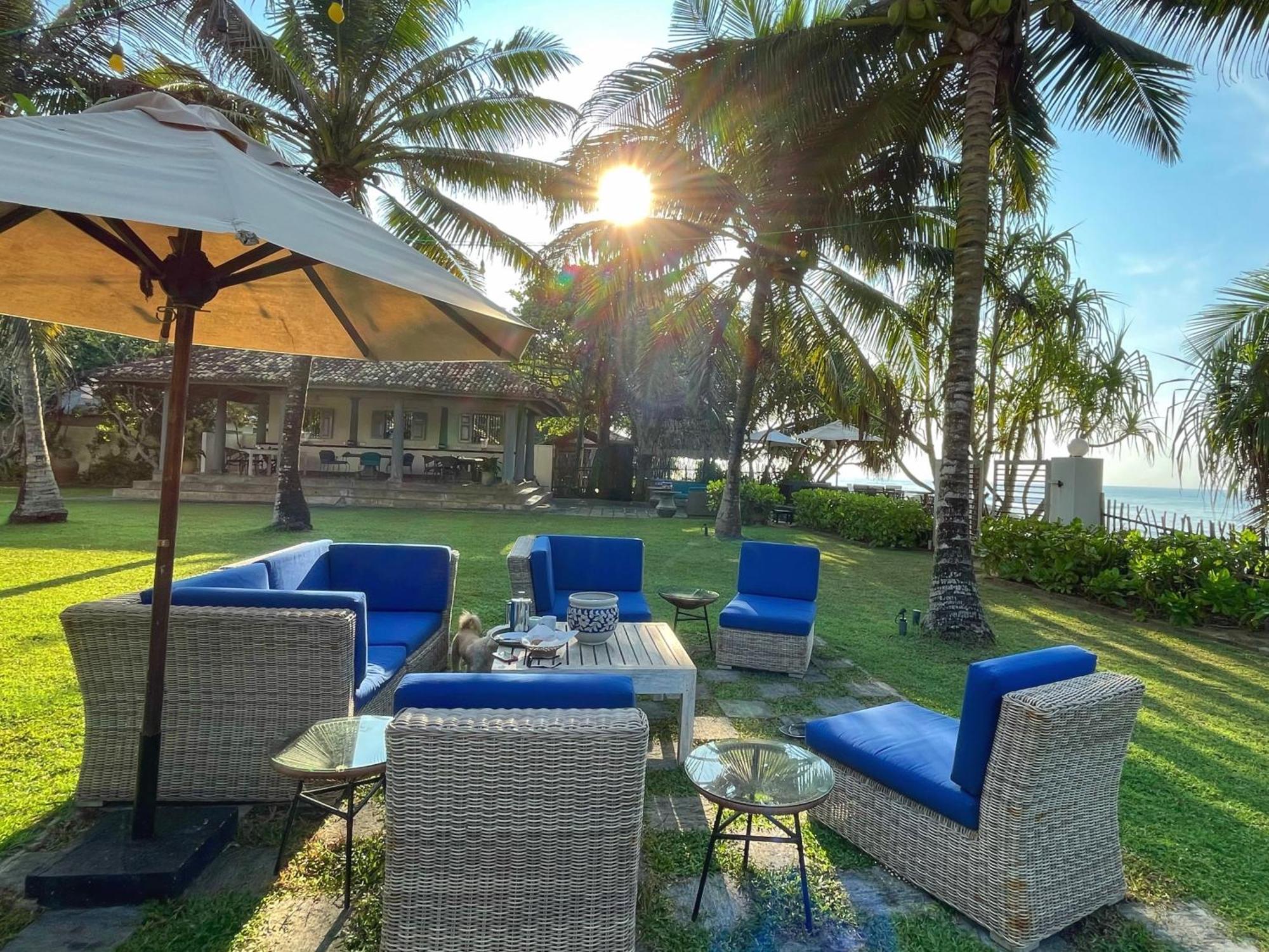 Elysium Hotel Unawatuna Exterior photo